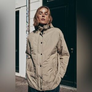 ZARA WATER REPELLENT HOODED PUFFER JACKET